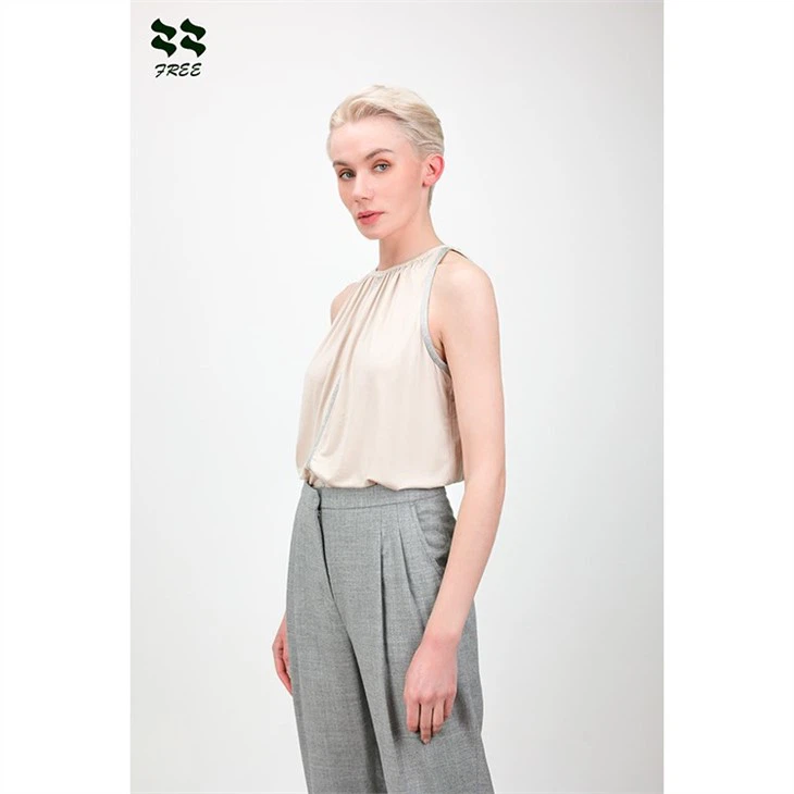 sleeveless round neck blouse